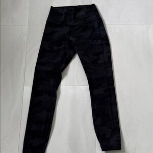 Lululemon Wunder Under Black and Gray Camouflage Leggings
